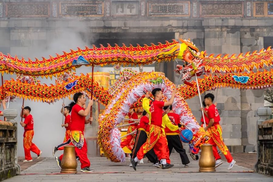 perfomance in Hue Festival