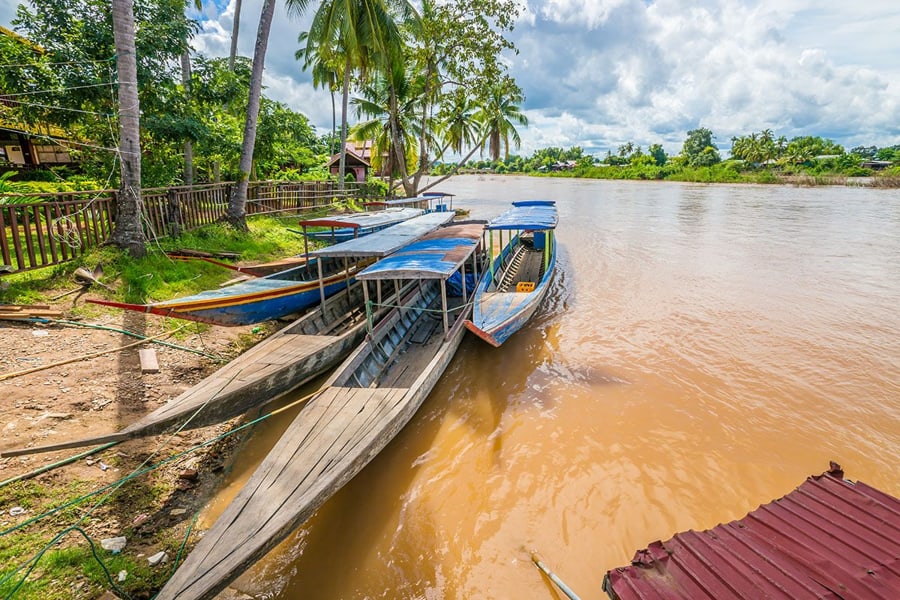 Authentic Riverside Village Life
