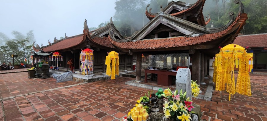 Hoa Yen Pagoda
