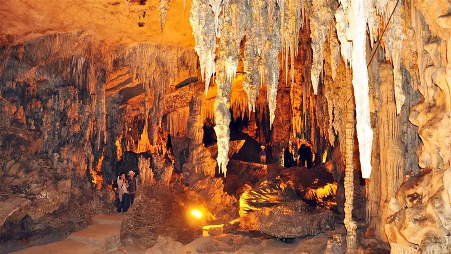 Hua Ma Cave