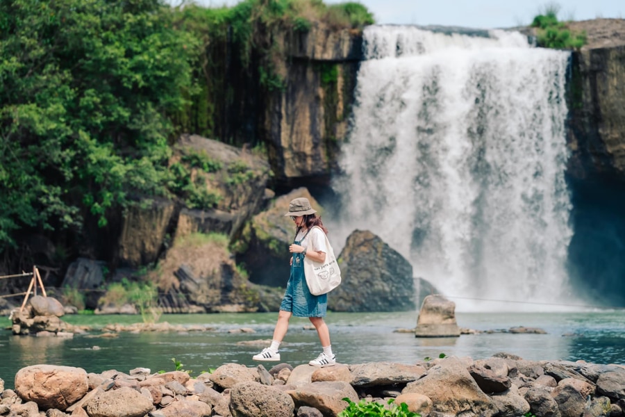 Unforgettable Experiences you Shouldn't Miss in Dray Nur Waterfall