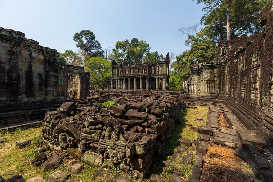 Explore the Ancient Corridors and Hidden Courtyards