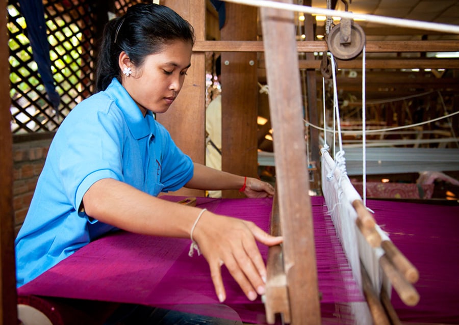 Silk Spinning And Natural Dye Workshop