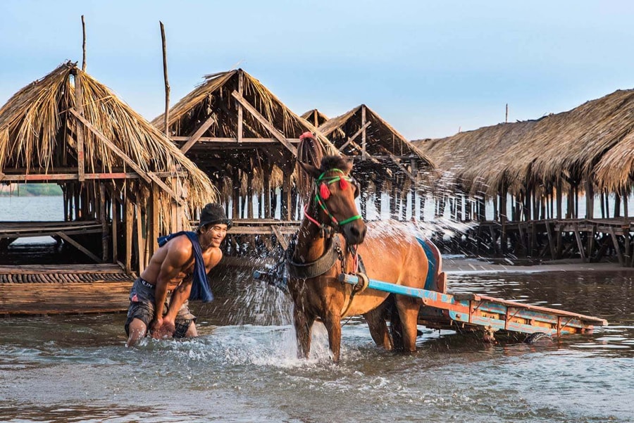 best time to visit Koh Dach is during the dry season
