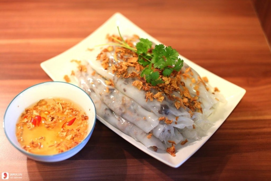 Banh cuon in Vietnam