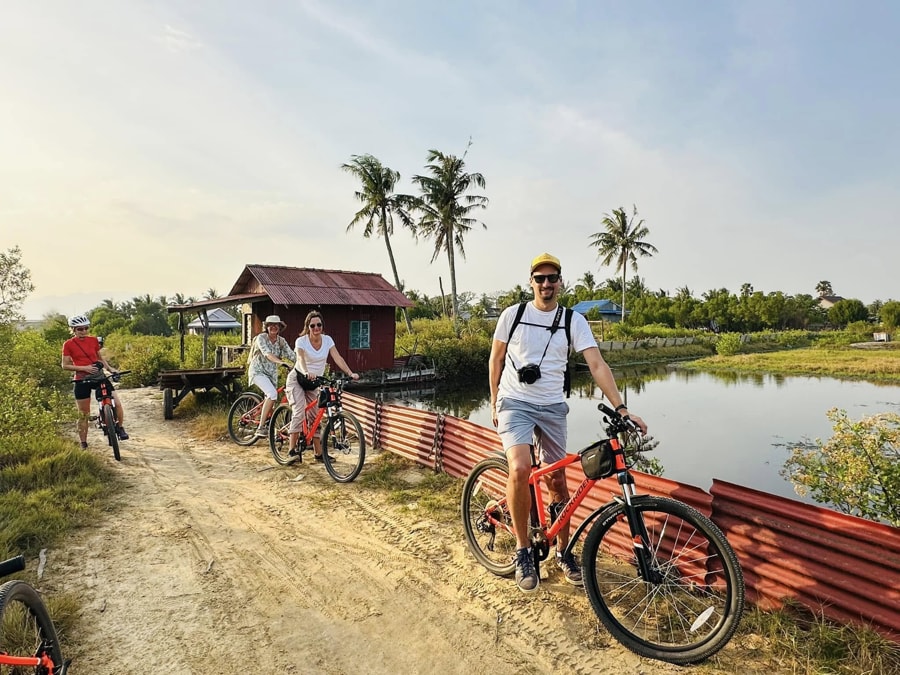 Cycle Through The Peaceful Countryside