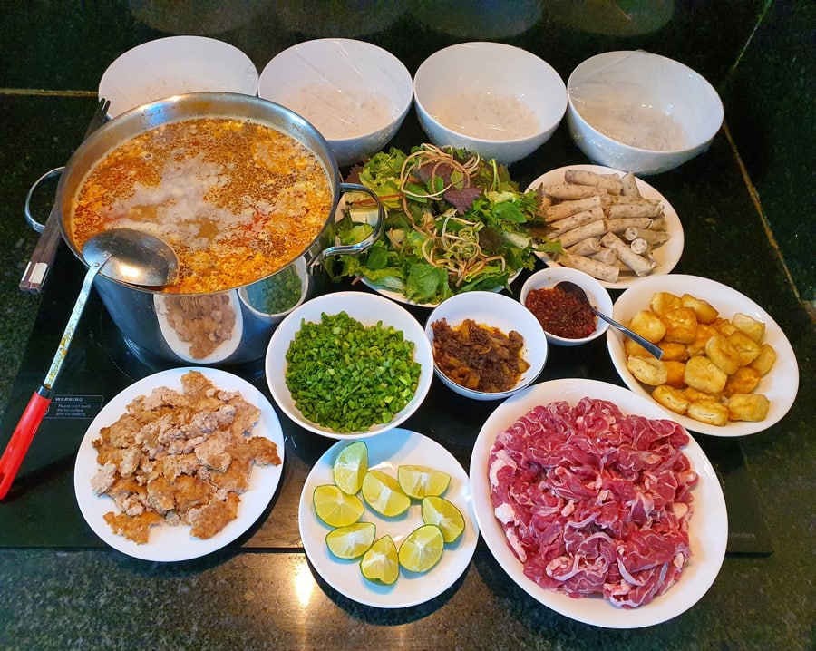 Main Ingredients For Making Bun Rieu Process