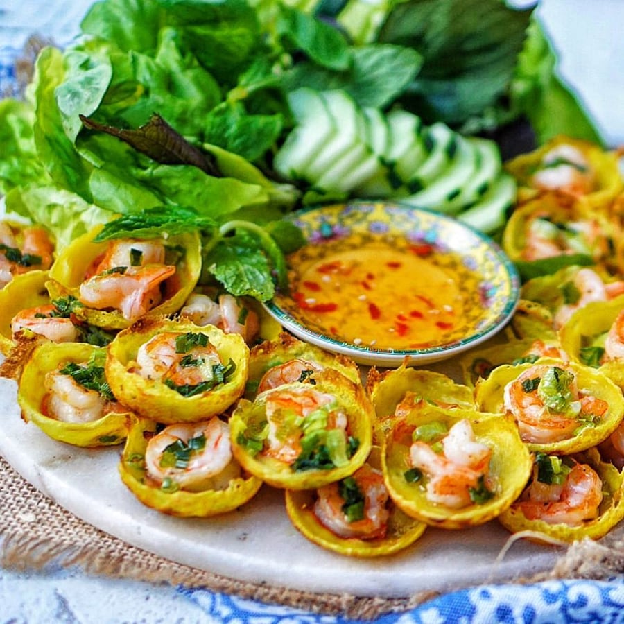 banh khot in vietnam