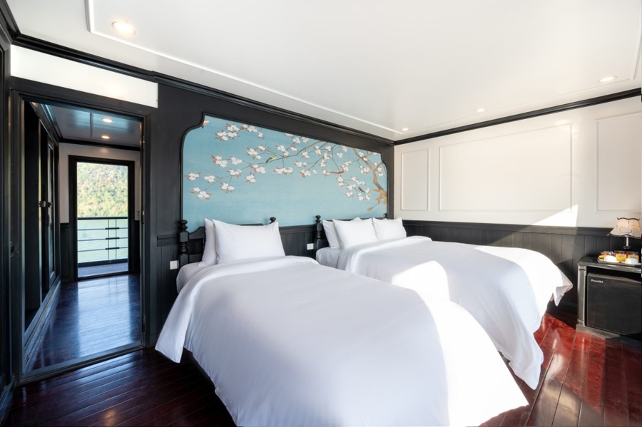 Connecting Suite at the dragon bay cruise