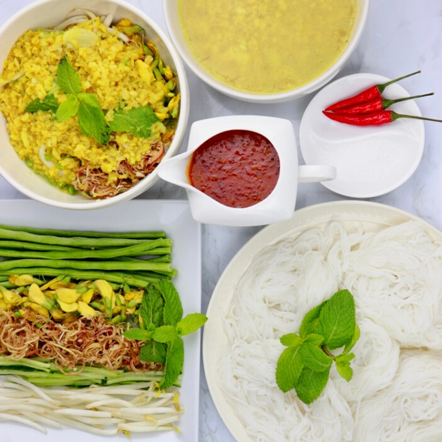 Main Ingredients For Making Nom Banh Chok