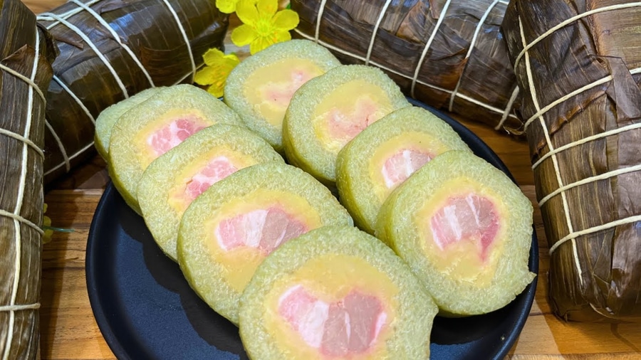 slices of banh tet